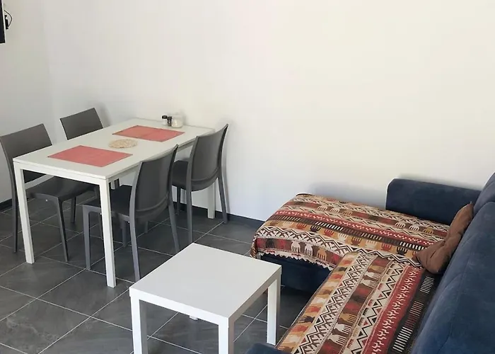 Işık , A Happy Vacation Story Tatil Evi