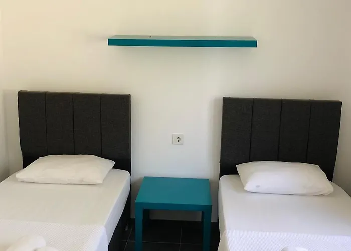 Isik , A Happy Vacation Story Case de vacanță *